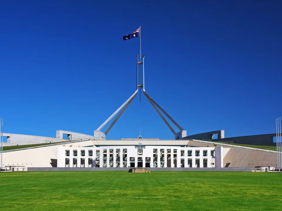 Flights to Canberra