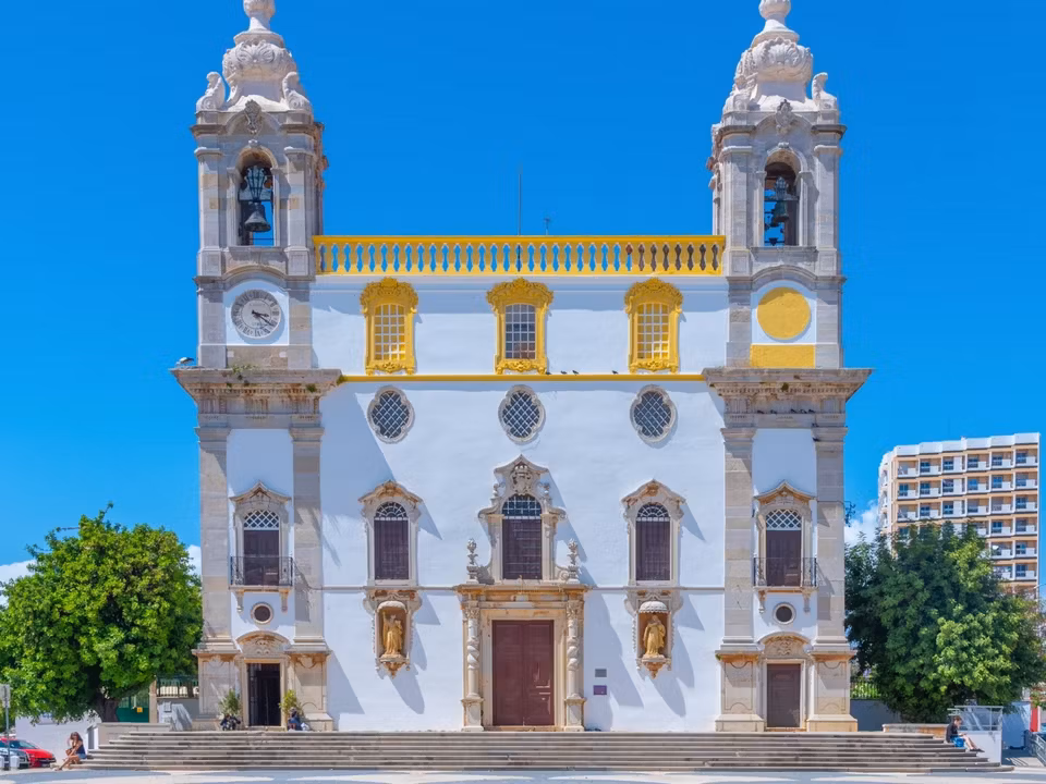 Flights to Faro