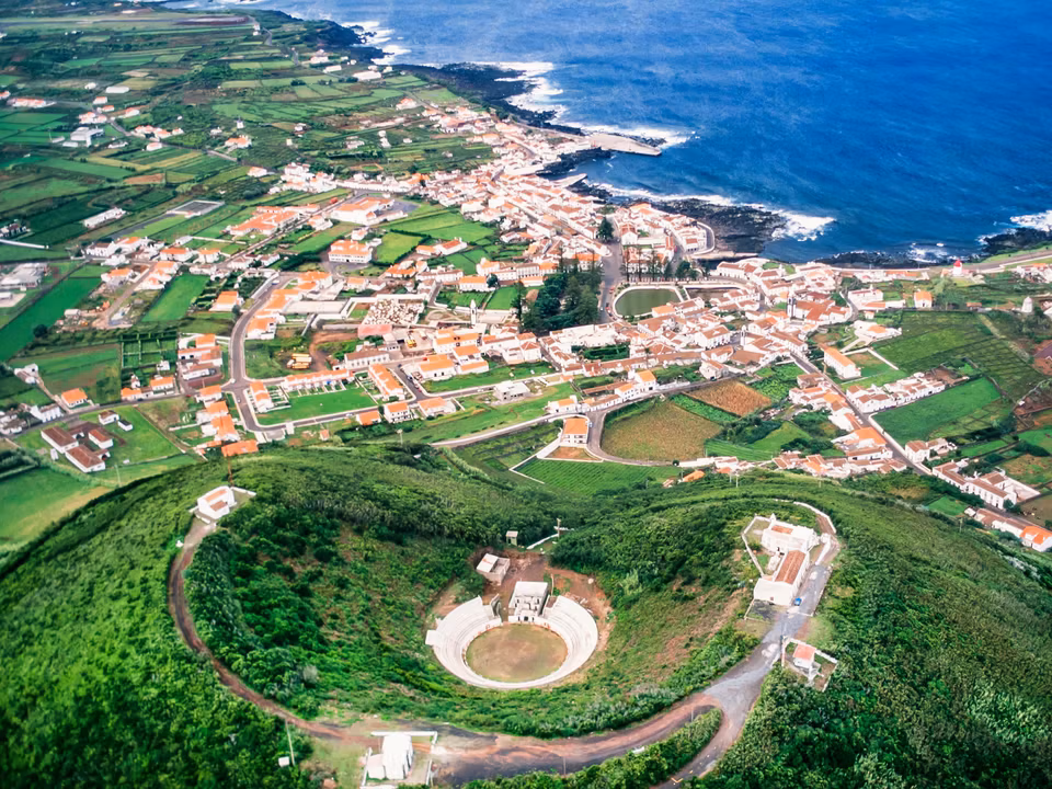 Flights to Graciosa Island (Azores)
