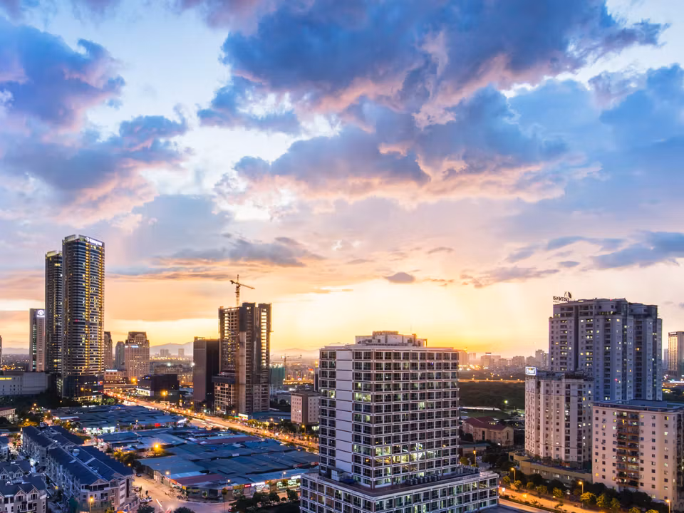 Flights to Hanoi