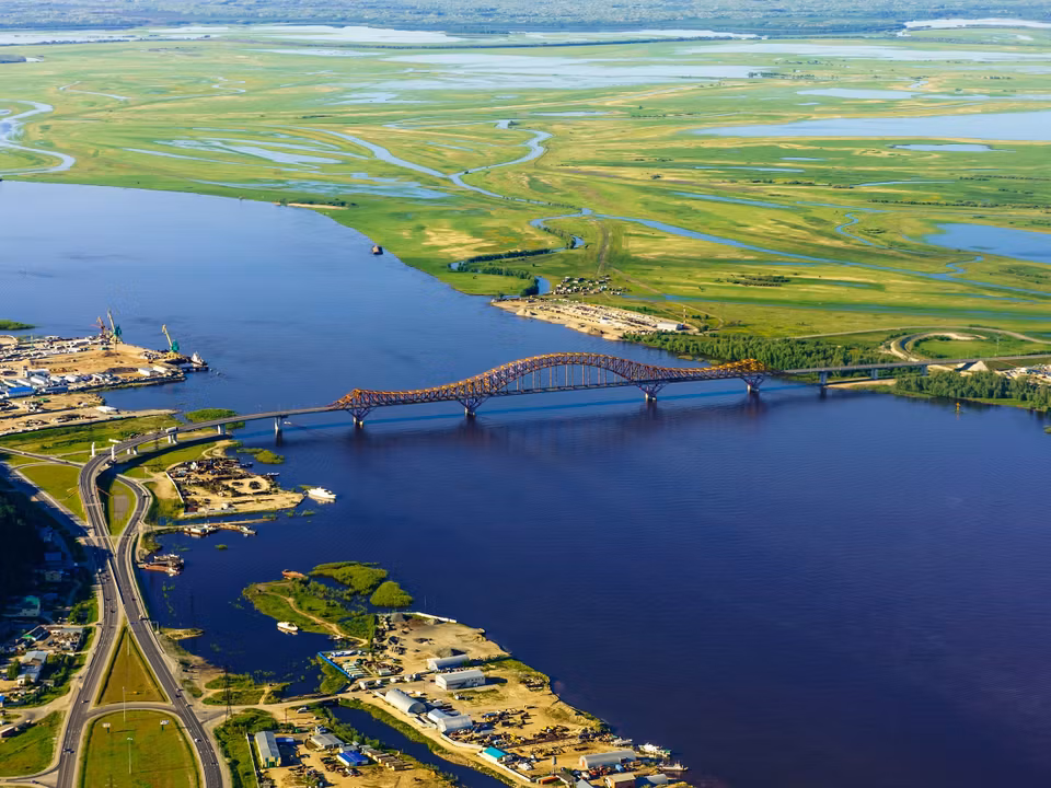Flights to Khanty-Mansiysk