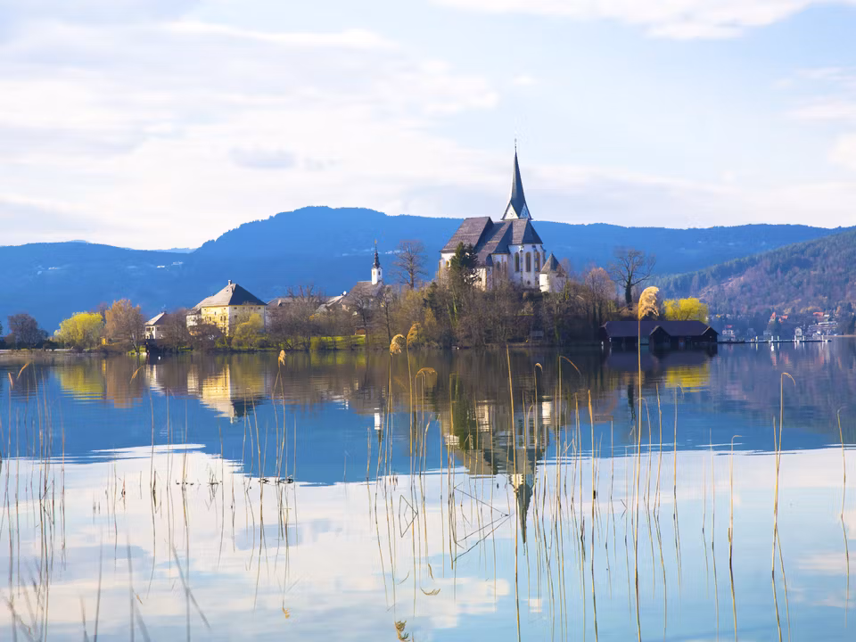 Flights to Klagenfurt