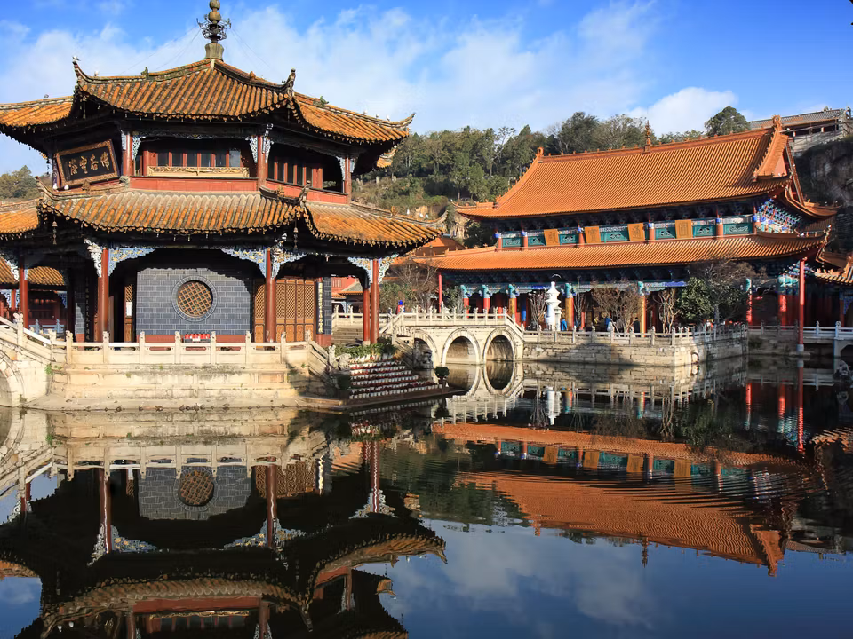 Flights to Kunming