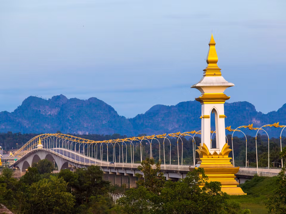 Flights to Nakhon Phanom