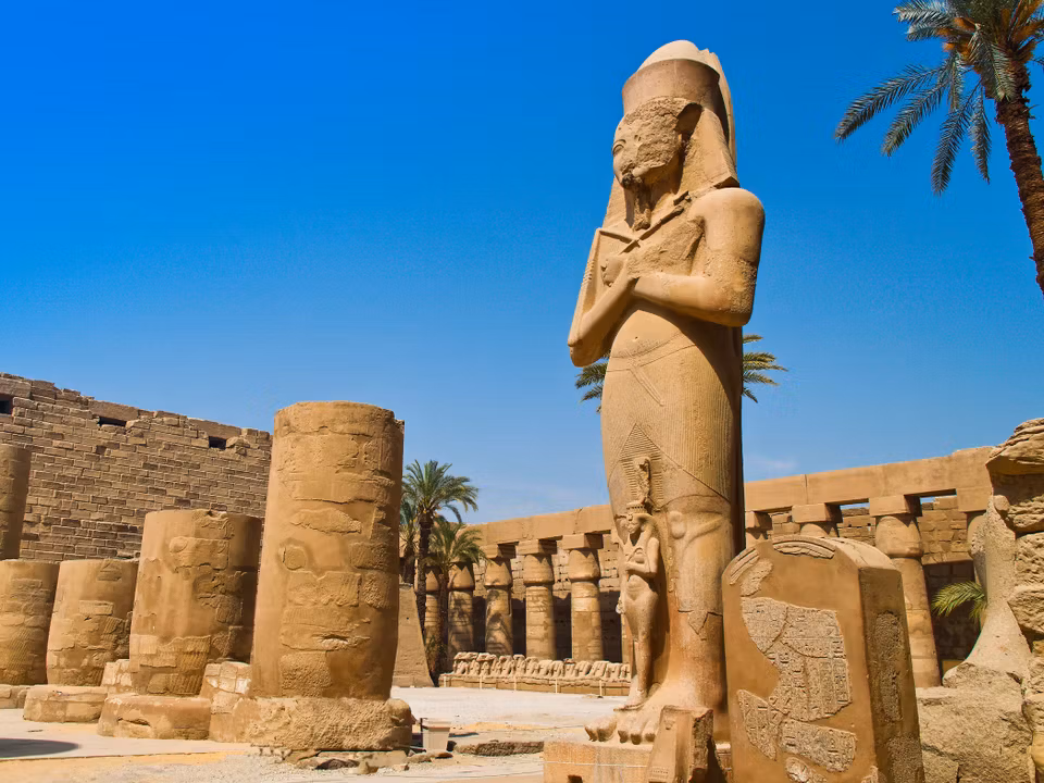 Flights to Luxor