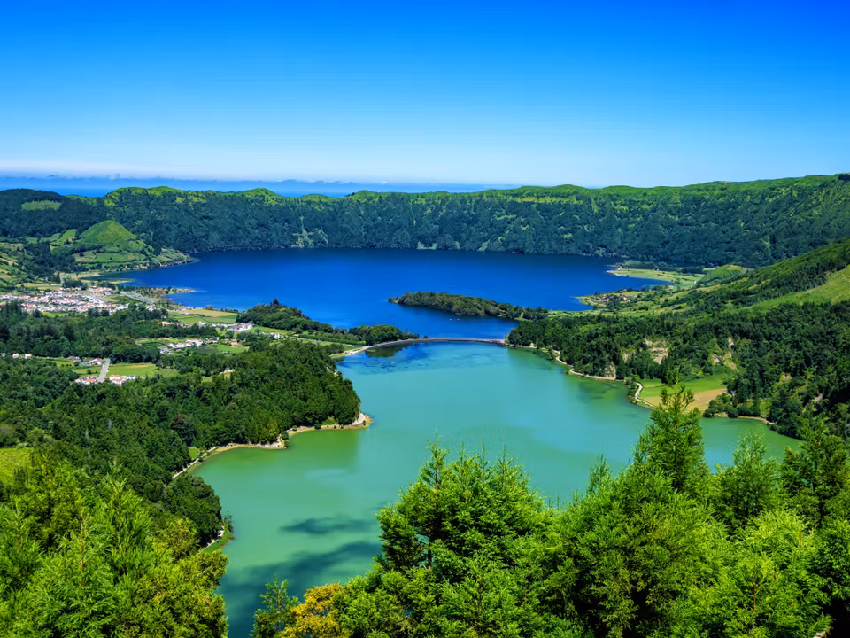 Flights to Ponta Delgada (Azores)