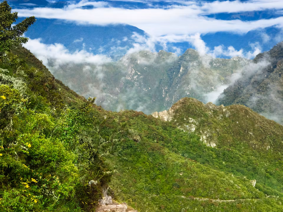 Flights to Tarapoto