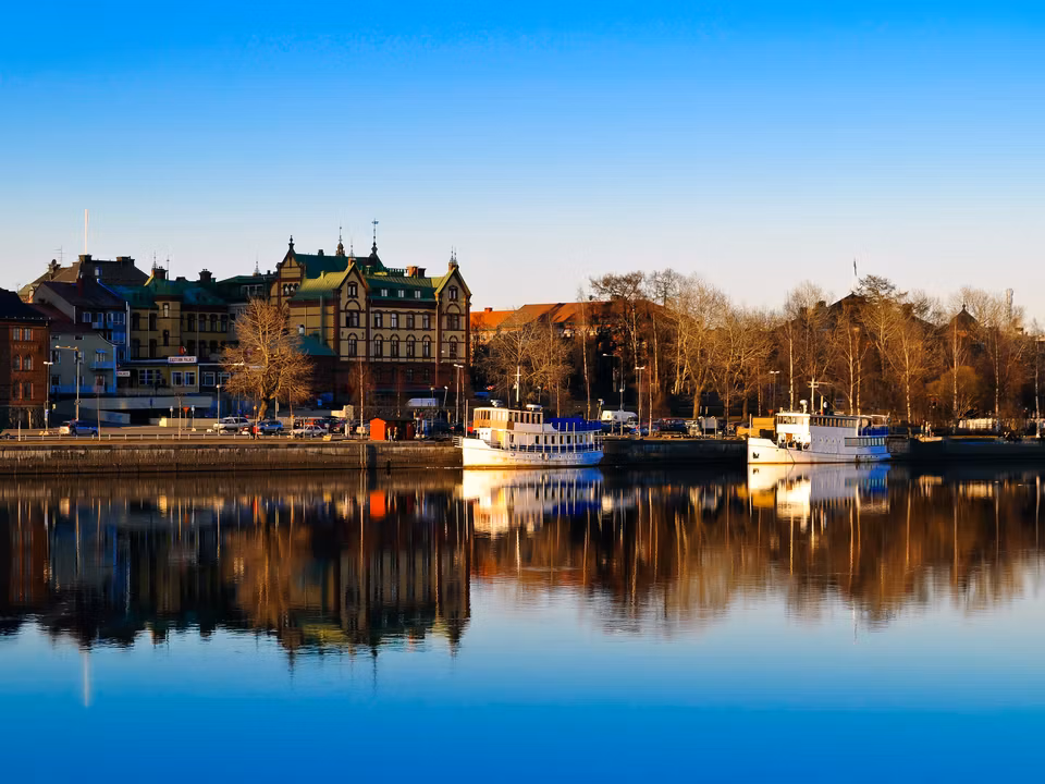 Flights to Umea