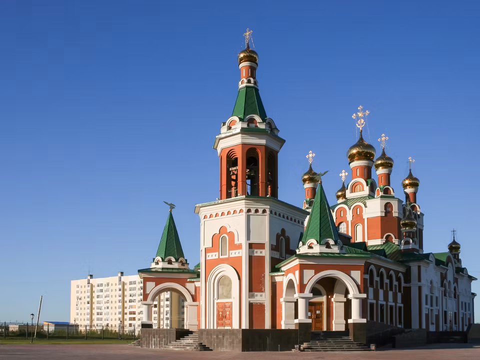 Flights to Usinsk