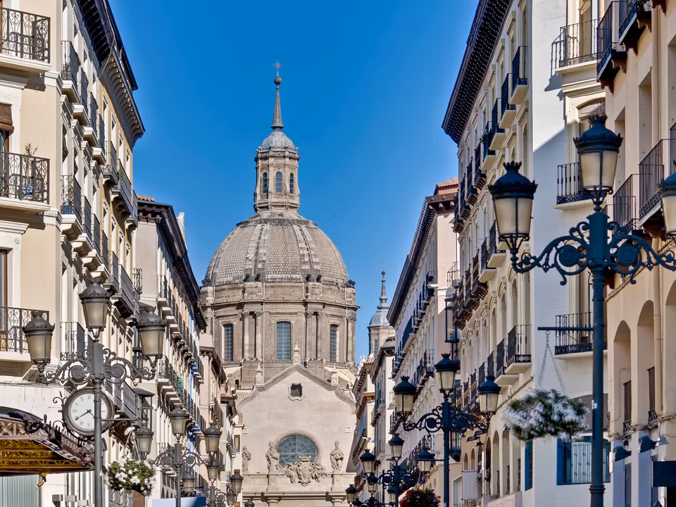 Flights to Zaragoza
